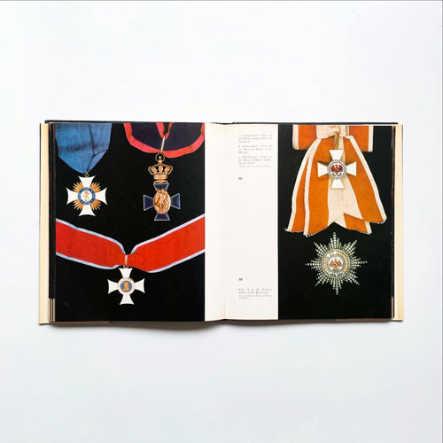 古書古本 dessin: Orders and Decorations（Paul Hamlyn, 1969.）