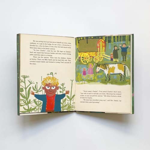 Gerald Rose: Charlie on the Run