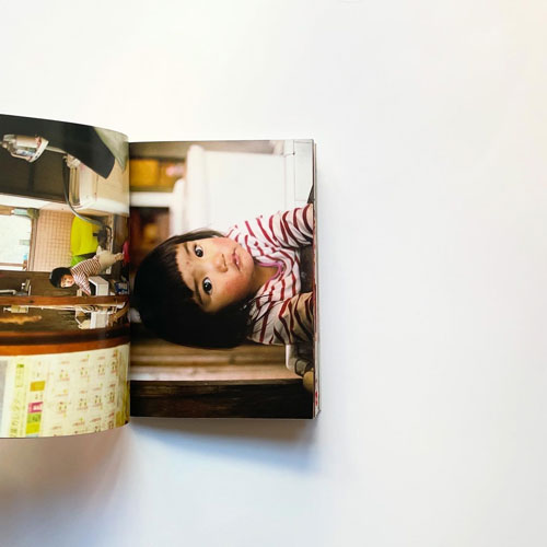 川島小鳥　未来ちゃん　私家版 [Signed]