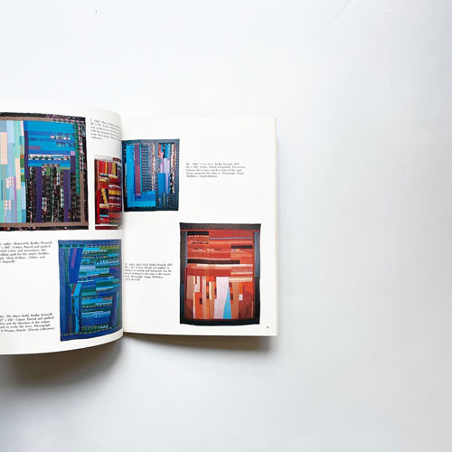 The Contemporary Quilt: New American Quilts and Fabric Art