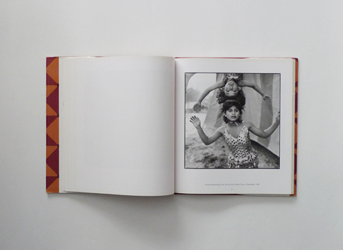 マリー・エレン・マーク写真集　インディアン・サーカス　“><br><br><img src=